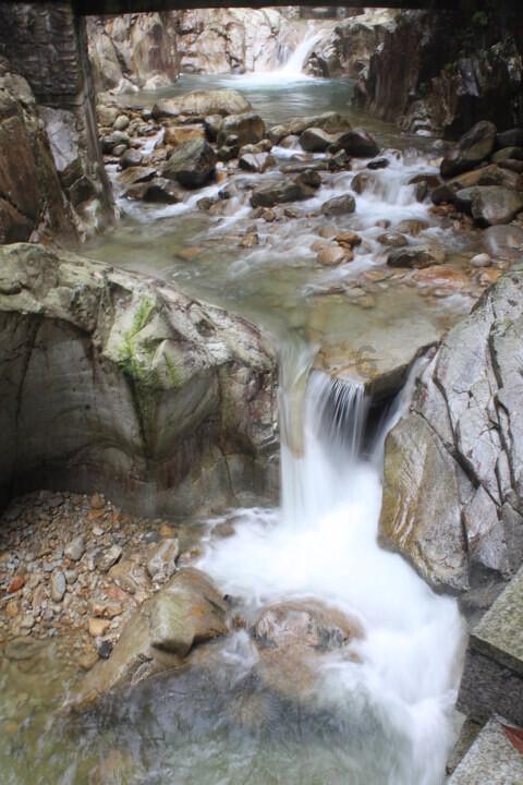 郝国馨山水画欣赏